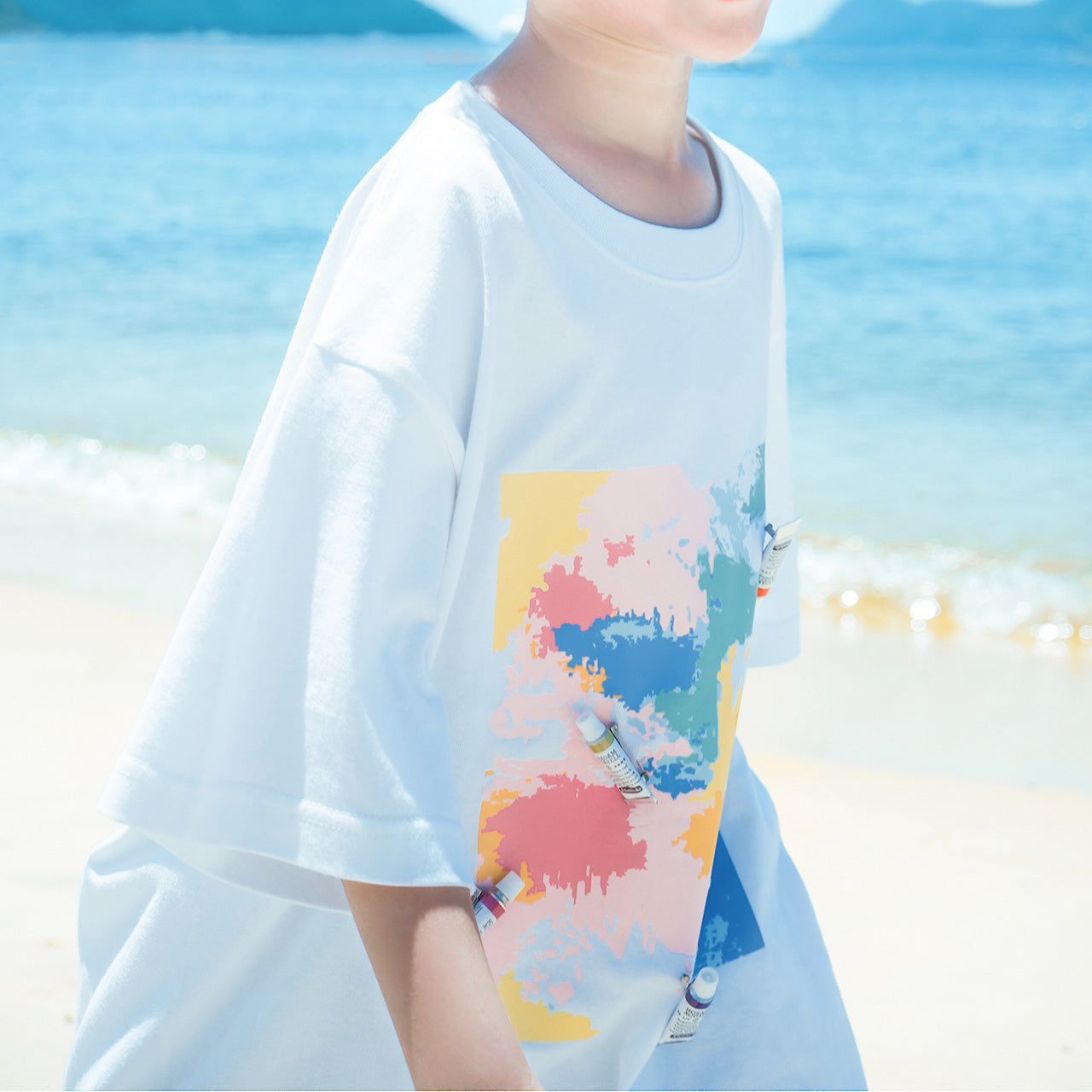 ILLUSTRATE YOUR HEART - TEE W/ PRINT GRAPHIC